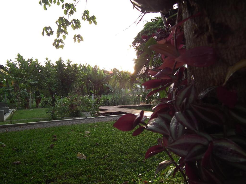 Villa De Mama Rawai Екстериор снимка