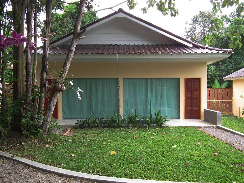 Villa De Mama Rawai Екстериор снимка