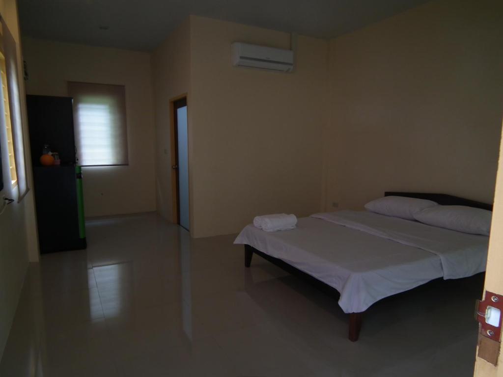 Villa De Mama Rawai Екстериор снимка